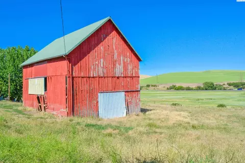4451 Ryan Rd, Pullman, WA 99163 photo 3