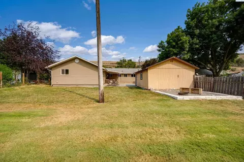 2004 N Cedar St, Colfax, WA 99111 photo 25