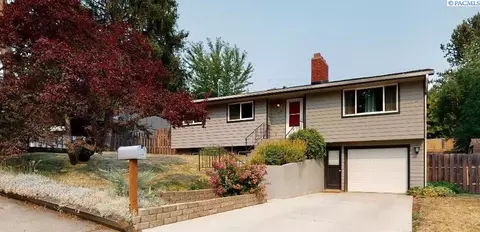 440 NW Larry St, Pullman, WA 99163 photo 1