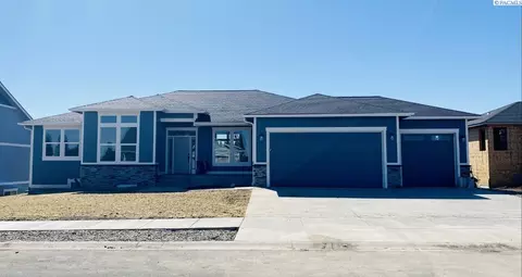 875 SW Panorama Dr, Pullman, WA 99163 photo 1