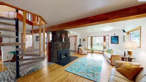 305 SE Derby St, Pullman, WA 99163 photo 6