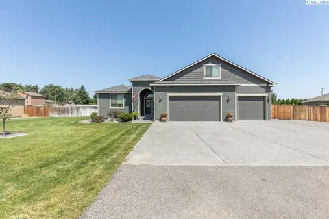 8517 Whipple Dr, Pasco, WA 99301 photo 1