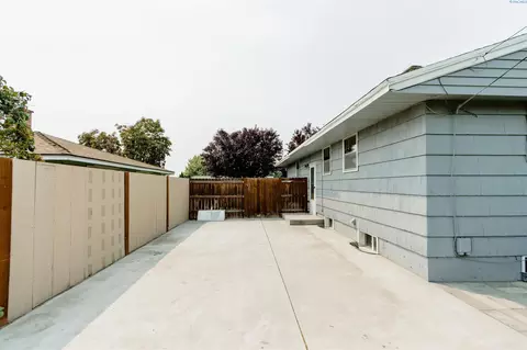 2107 N 19th Ave, Pasco, WA 99301 photo 28