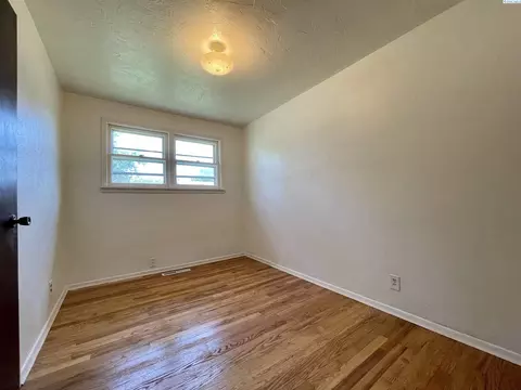 1532 N 16th Ave, Pasco, WA 99301 photo 10