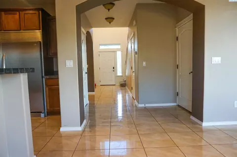 5017 Laredo Dr, Pasco, WA 99301 photo 3