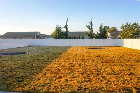 5017 Laredo Dr, Pasco, WA 99301 photo 21