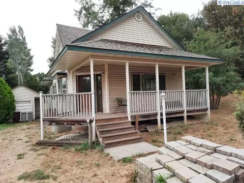 349 NW Harrison St, Pullman, WA 99163 photo 1