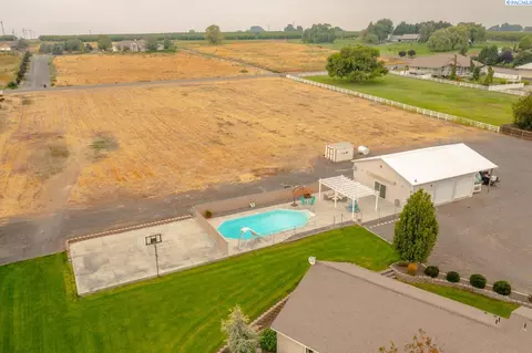 101 Pisces Dr, Pasco, WA 99301 photo 4