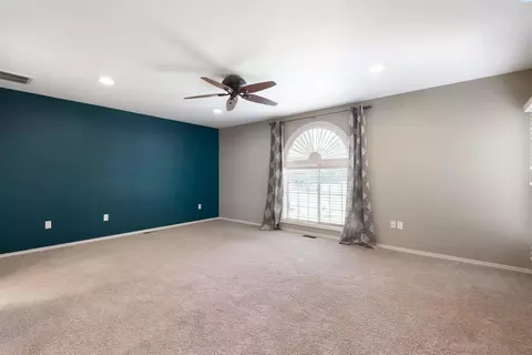 5421 W Livingston Rd, Pasco, WA 99301 photo 10