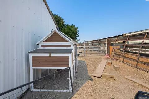 5421 W Livingston Rd, Pasco, WA 99301 photo 29