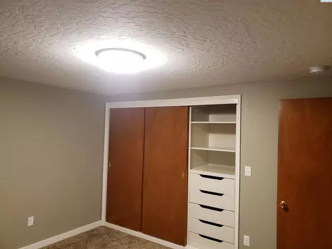 423-425 NW Sunset Dr, Pullman, WA 99163 photo 11