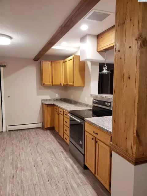 423-425 NW Sunset Dr, Pullman, WA 99163 photo 5