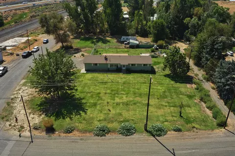 461 Seattle Ave, Eltopia, WA 99330 photo 4
