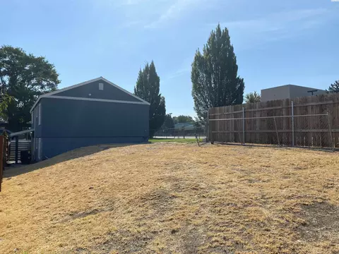 1617 E Lewis St, Pasco, WA 99301 photo 24