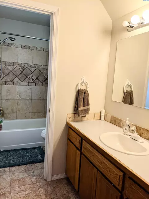 5521 W Livingston Rd, Pasco, WA 99301 photo 20