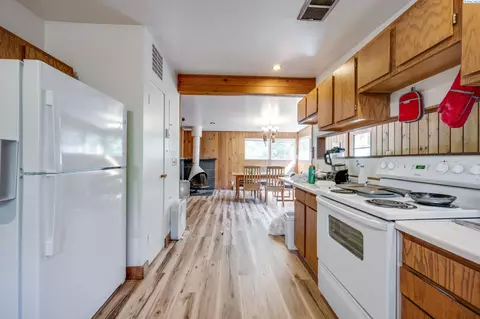 1240 NE Cove Way, Pullman, WA 99163 photo 9