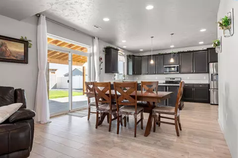 4909 Athens Dr, Pasco, WA 99301 photo 7