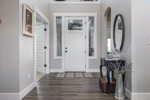 6904 Bitterroot Ave, Pasco, WA 99301 photo 3