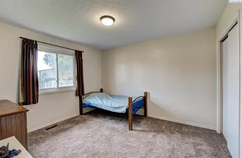 6112 W Richardson Rd, Pasco, WA 99301 photo 15