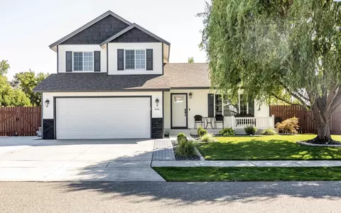 9708 Winthrop Dr, Pasco, WA 99301 photo 2