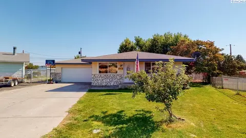 1512 W Ella St, Pasco, WA 99301 photo 1