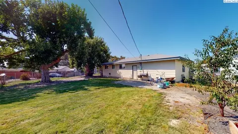 1512 W Ella St, Pasco, WA 99301 photo 29