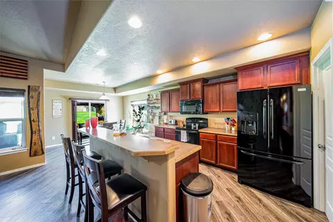 3913 Cabrillo Ct, Pasco, WA 99301 photo 2