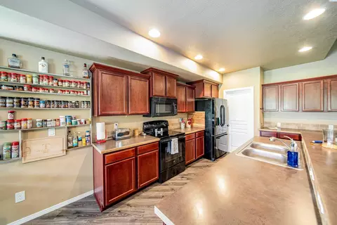 3913 Cabrillo Ct, Pasco, WA 99301 photo 4