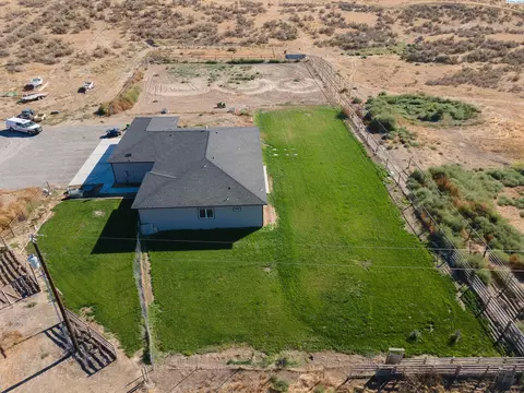 690 Blanton Rd, Eltopia, WA 99330 photo 28