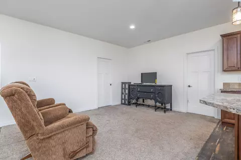 690 Blanton Rd, Eltopia, WA 99330 photo 12