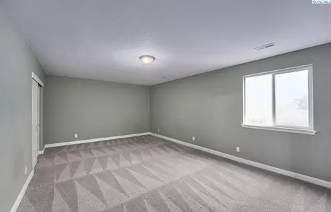 1905 Road 68, Pasco, WA 99301 photo 13
