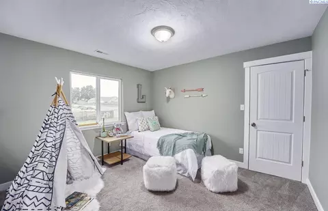 1905 Road 68, Pasco, WA 99301 photo 9