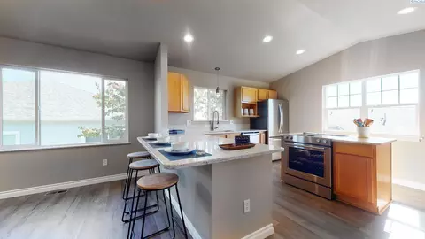 1530 SW Capri Ct, Pullman, WA 99163 photo 4