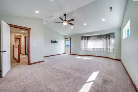 830 SW Windy Point Ct, Pullman, WA 99163 photo 18