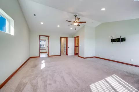 830 SW Windy Point Ct, Pullman, WA 99163 photo 19