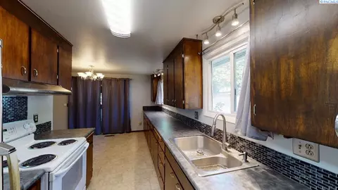 1435 NW Douglas Dr, Pullman, WA 99163 photo 4