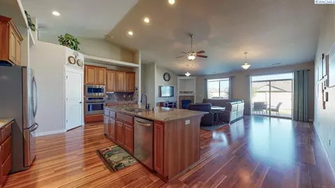 4711 Laredo Dr, Pasco, WA 99301 photo 6