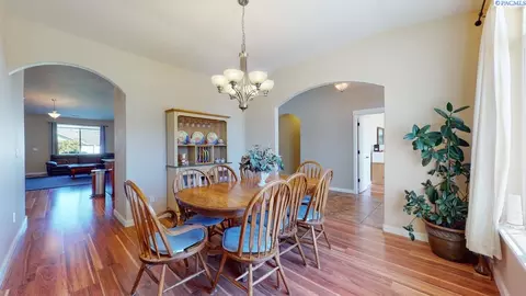 4711 Laredo Dr, Pasco, WA 99301 photo 9
