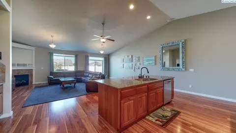 4711 Laredo Dr, Pasco, WA 99301 photo 7