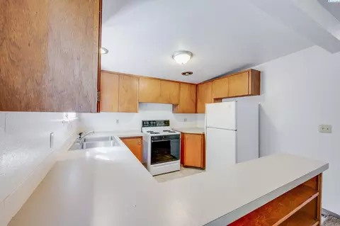 1310 NE Hillside Dr, Pullman, WA 99163 photo 8