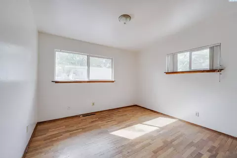 1310 NE Hillside Dr, Pullman, WA 99163 photo 12