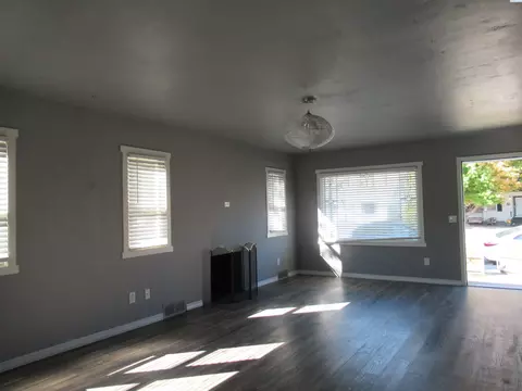 716 W Clark St, Pasco, WA 99301 photo 8