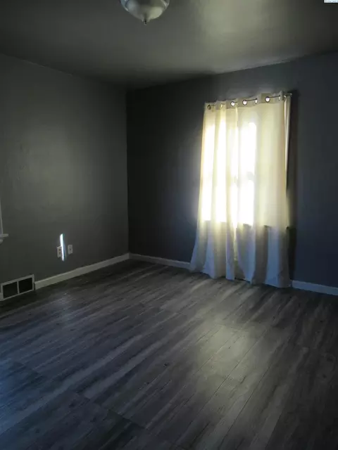 716 W Clark St, Pasco, WA 99301 photo 10