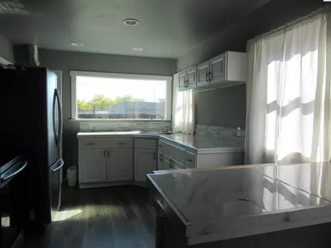 716 W Clark St, Pasco, WA 99301 photo 6