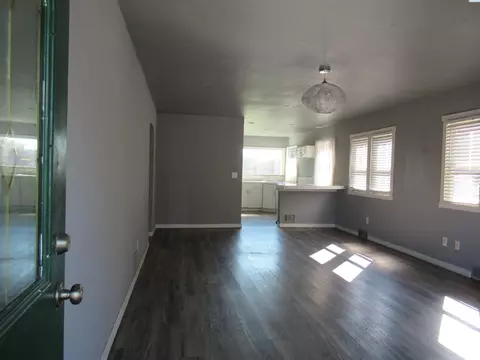716 W Clark St, Pasco, WA 99301 photo 3