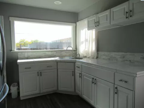 716 W Clark St, Pasco, WA 99301 photo 7