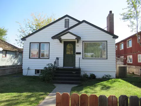 716 W Clark St, Pasco, WA 99301 photo 1