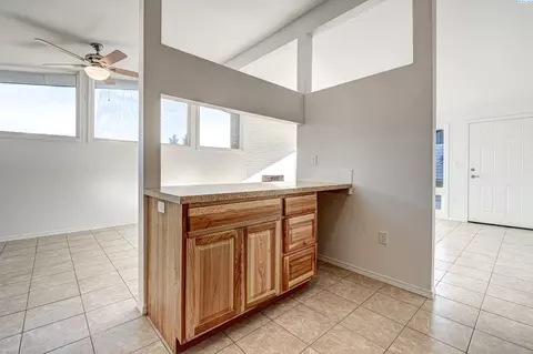 932 W Jan St, Pasco, WA 99301 photo 8