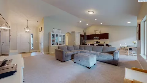 5002 Tradition Dr, Pasco, WA 99301 photo 4