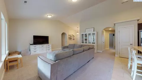 5002 Tradition Dr, Pasco, WA 99301 photo 5